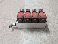 Partij hydraulische componenten - afbeelding 6 van  22