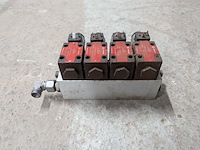 Partij hydraulische componenten - afbeelding 7 van  22