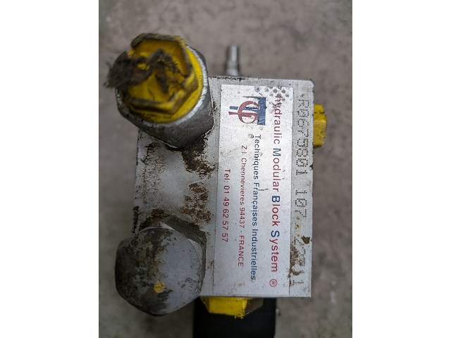 Partij hydraulische componenten - afbeelding 10 van  22