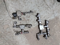 Partij hydraulische componenten - afbeelding 16 van  22