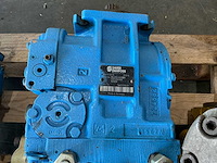Partij hydraulische pompen - afbeelding 3 van  18