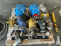 Partij hydraulische pompen - afbeelding 17 van  18