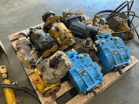 Partij hydraulische pompen - afbeelding 15 van  16