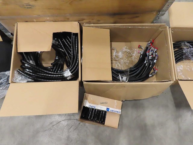 Partij hydraulische slangen en toebehoren - afbeelding 5 van  9