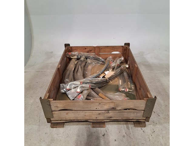 Partij hydraulische slangen, o.a. gates - afbeelding 1 van  7