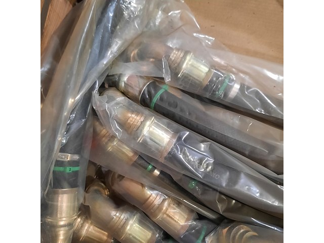 Partij hydraulische slangen, o.a. gates - afbeelding 4 van  7