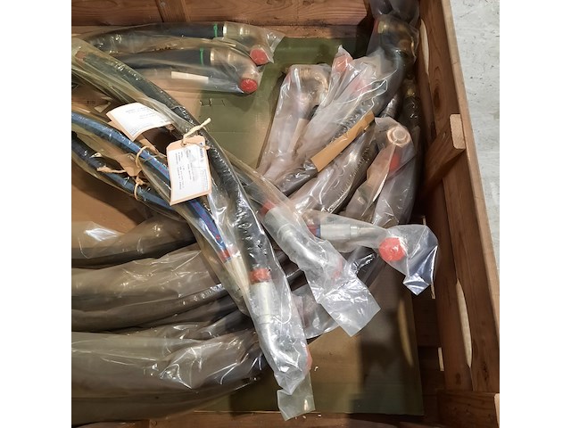Partij hydraulische slangen, o.a. gates - afbeelding 6 van  7