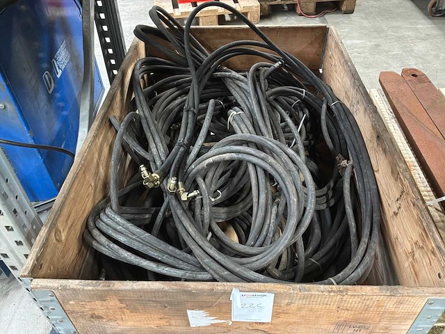 Partij hydraulische slangen - afbeelding 2 van  3