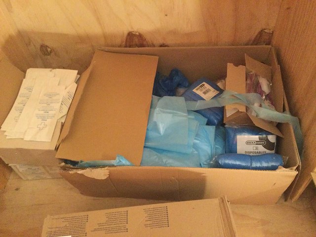 Partij hygiëne artikelen - afbeelding 1 van  2