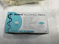 Partij hygiëne artikelen - afbeelding 2 van  6