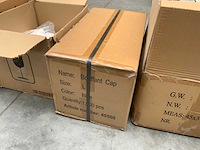 Partij hygiene overalls, poetsdoeken, buffet caps, etc. - afbeelding 3 van  6