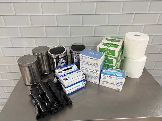 Partij hygiënebenodigdheden en disposables - afbeelding 1 van  4