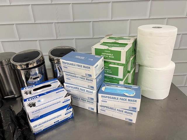 Partij hygiënebenodigdheden en disposables - afbeelding 3 van  4