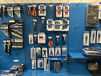 Partij hyundai tangen, kitspuiten en handgereedschappen (circa 45 stuks) - afbeelding 1 van  8