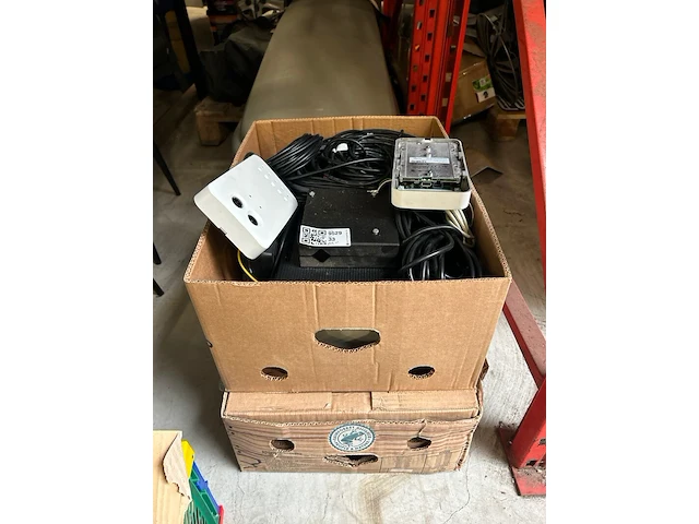 Partij ict artikelen en elektronica - afbeelding 1 van  5