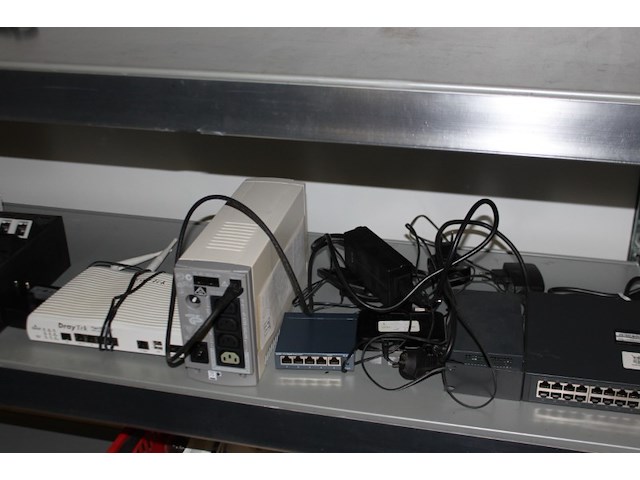 Partij ict hardware - afbeelding 6 van  7
