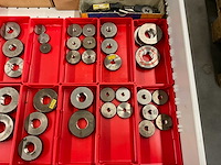 Partij ijkringen , raadkalibers en snijgereedschap