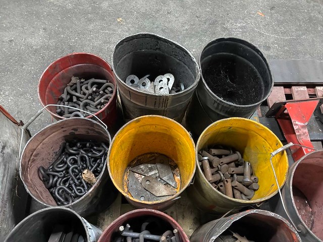 Partij ijzer voorraad - afbeelding 7 van  9