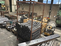 Partij ijzer voorraad - afbeelding 1 van  3