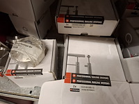 Partij ijzerwaar en bevestigingsmateriaal - afbeelding 15 van  44