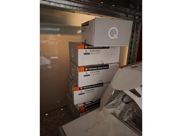 Partij ijzerwaar en bevestigingsmateriaal - afbeelding 25 van  44