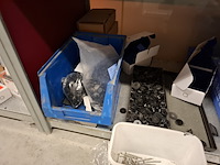 Partij ijzerwaar en bevestigingsmateriaal - afbeelding 31 van  44