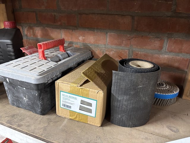 Partij ijzerwaar en diversen o.a. fischer en wurth - afbeelding 2 van  9