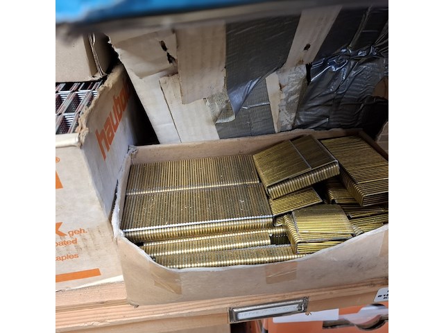 Partij ijzerwaar in 4x vak - afbeelding 12 van  13