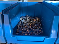 Partij ijzerwaar in magazijnbakjes - afbeelding 36 van  61