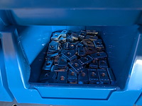 Partij ijzerwaar in magazijnbakjes - afbeelding 58 van  61