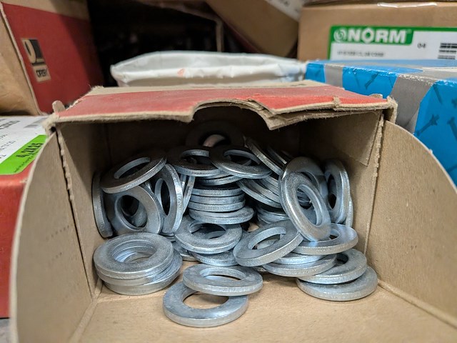 Partij ijzerwaar - afbeelding 38 van  63