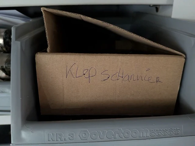 Partij ijzerwaren o.a. blum, fisher - afbeelding 41 van  61