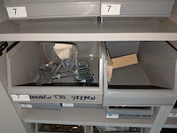 Partij ijzerwaren o.a. blum, fisher - afbeelding 10 van  104
