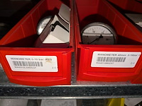 Partij ijzerwaren o.a. manometers - afbeelding 11 van  56