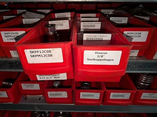 Partij ijzerwaren o.a. manometers - afbeelding 26 van  56