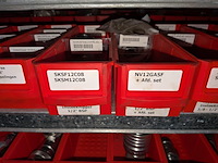 Partij ijzerwaren o.a. manometers - afbeelding 28 van  56