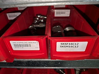 Partij ijzerwaren o.a. manometers - afbeelding 31 van  56