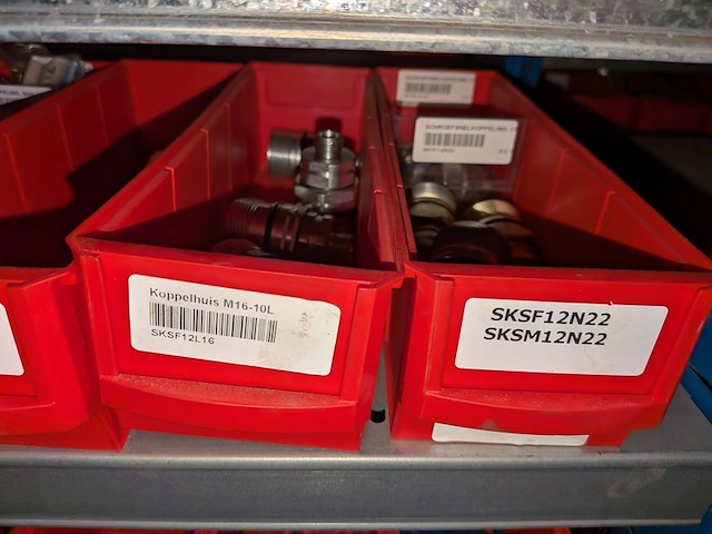 Partij ijzerwaren o.a. manometers - afbeelding 33 van  56