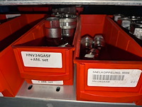 Partij ijzerwaren o.a. manometers - afbeelding 38 van  56