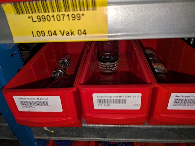 Partij ijzerwaren o.a. manometers - afbeelding 40 van  56