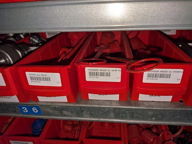 Partij ijzerwaren o.a. manometers - afbeelding 42 van  56