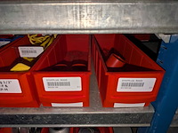 Partij ijzerwaren o.a. manometers - afbeelding 46 van  56