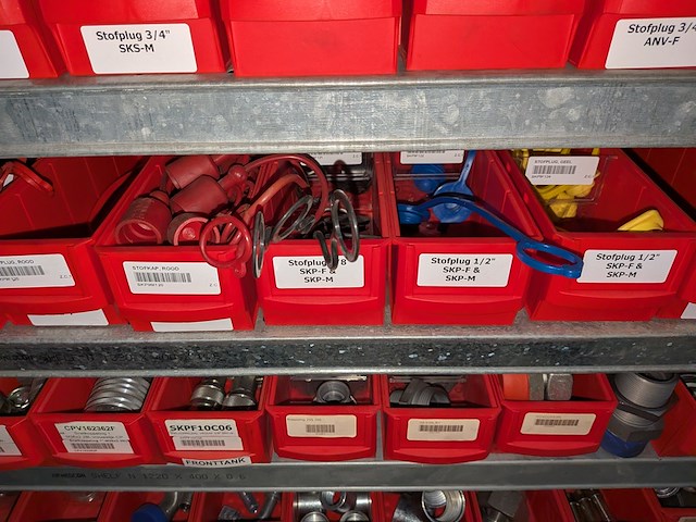 Partij ijzerwaren o.a. manometers - afbeelding 47 van  56