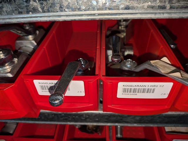 Partij ijzerwaren o.a. manometers - afbeelding 53 van  56