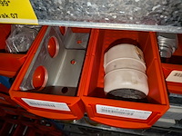 Partij ijzerwaren o.a. manometers - afbeelding 56 van  56