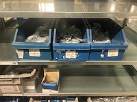 Partij ijzerwaren (scharnieren en slangklemmen) - afbeelding 10 van  17
