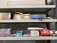 Partij ijzerwaren w.o. schroeven, spijkers, pluggen w.o. dyna plus, hjz, fischer - afbeelding 5 van  14