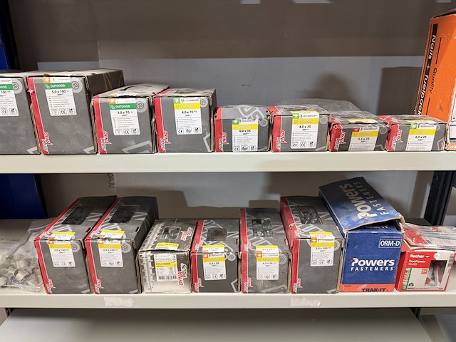 Partij ijzerwaren w.o. schroeven, spijkers, pluggen w.o. dyna plus, hjz, fischer - afbeelding 6 van  14