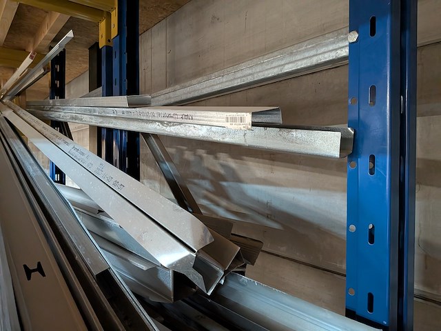 Partij ijzerwaren - afbeelding 7 van  39