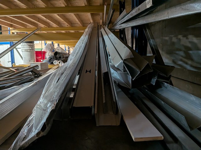 Partij ijzerwaren - afbeelding 8 van  39